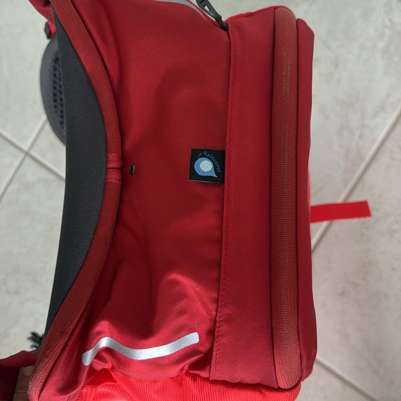 Osprey Radial 26L stand up backpack - Picture 6 of 12